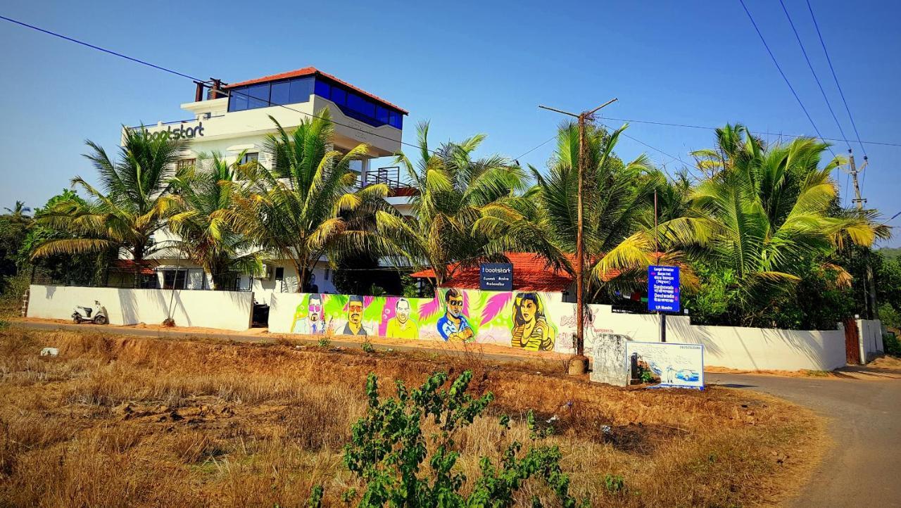 Hostel Moustache Goa Cowork *